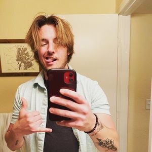 Meet your Posher, Benjamin